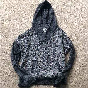 EUC Lucky brand sweater